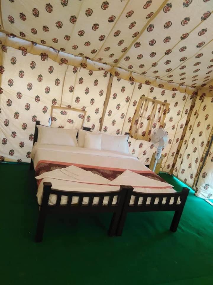 Om Luxury Resort Jaisalmer Buitenkant foto