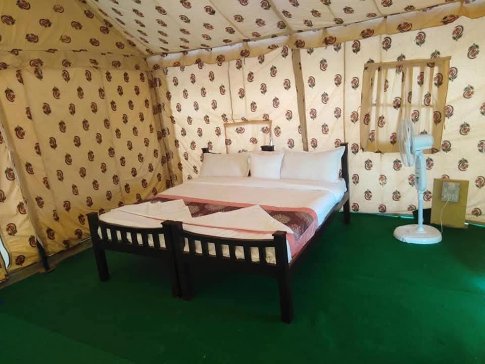 Om Luxury Resort Jaisalmer Buitenkant foto